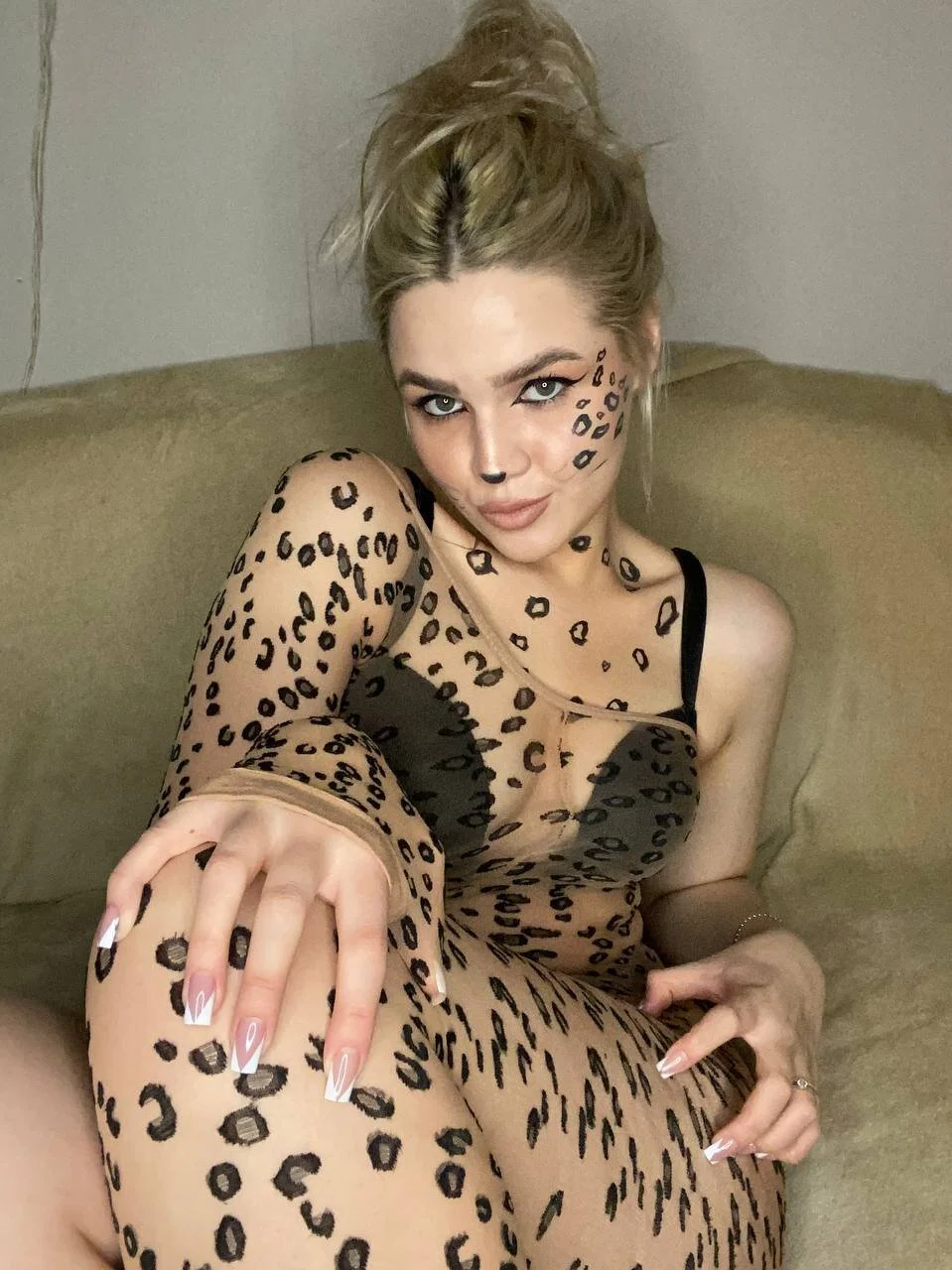 XXX Porn Photo of Nude April_Purr 6