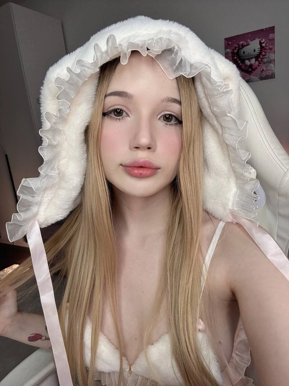 XXX Porn Photo of Nude mayyacozyy 33
