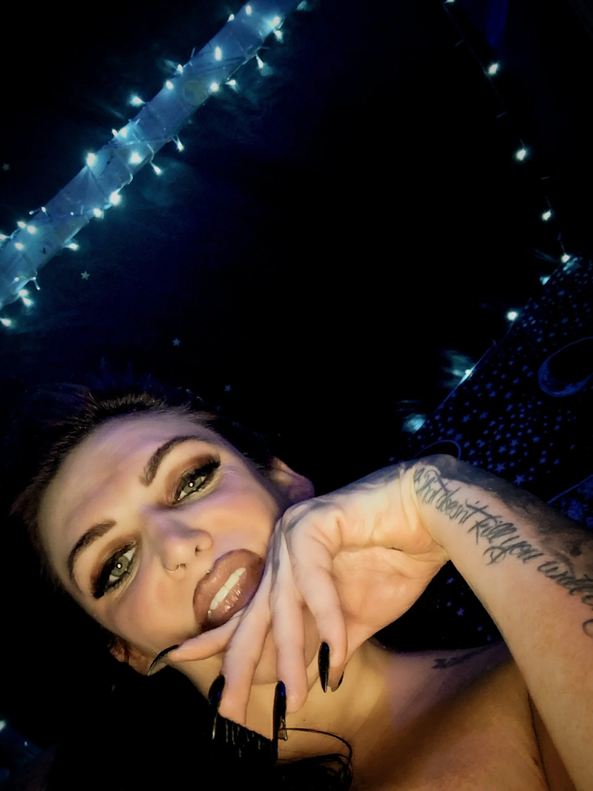 XXX Porn Photo of Nude gypsyriot 32