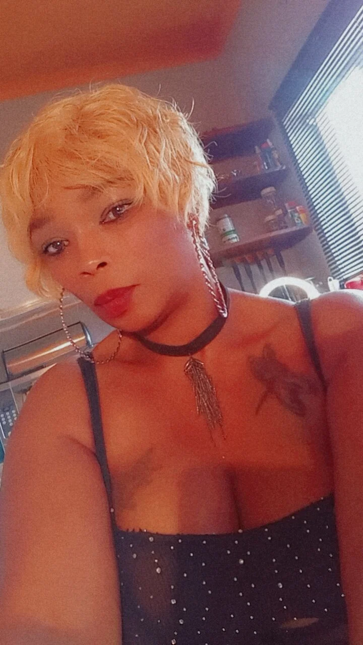XXX Porn Photo of Nude Gucci_Bx 50