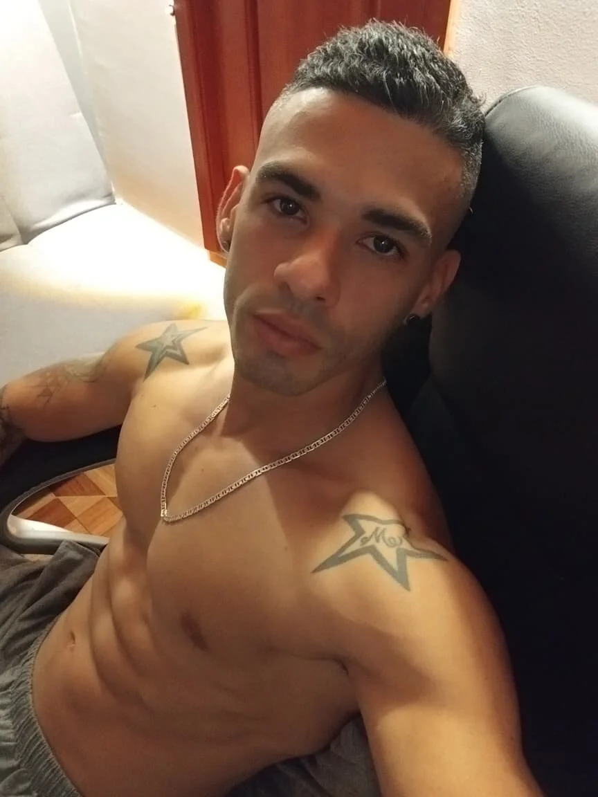 XXX Porn Photo of Nude Rich_Underworld 1