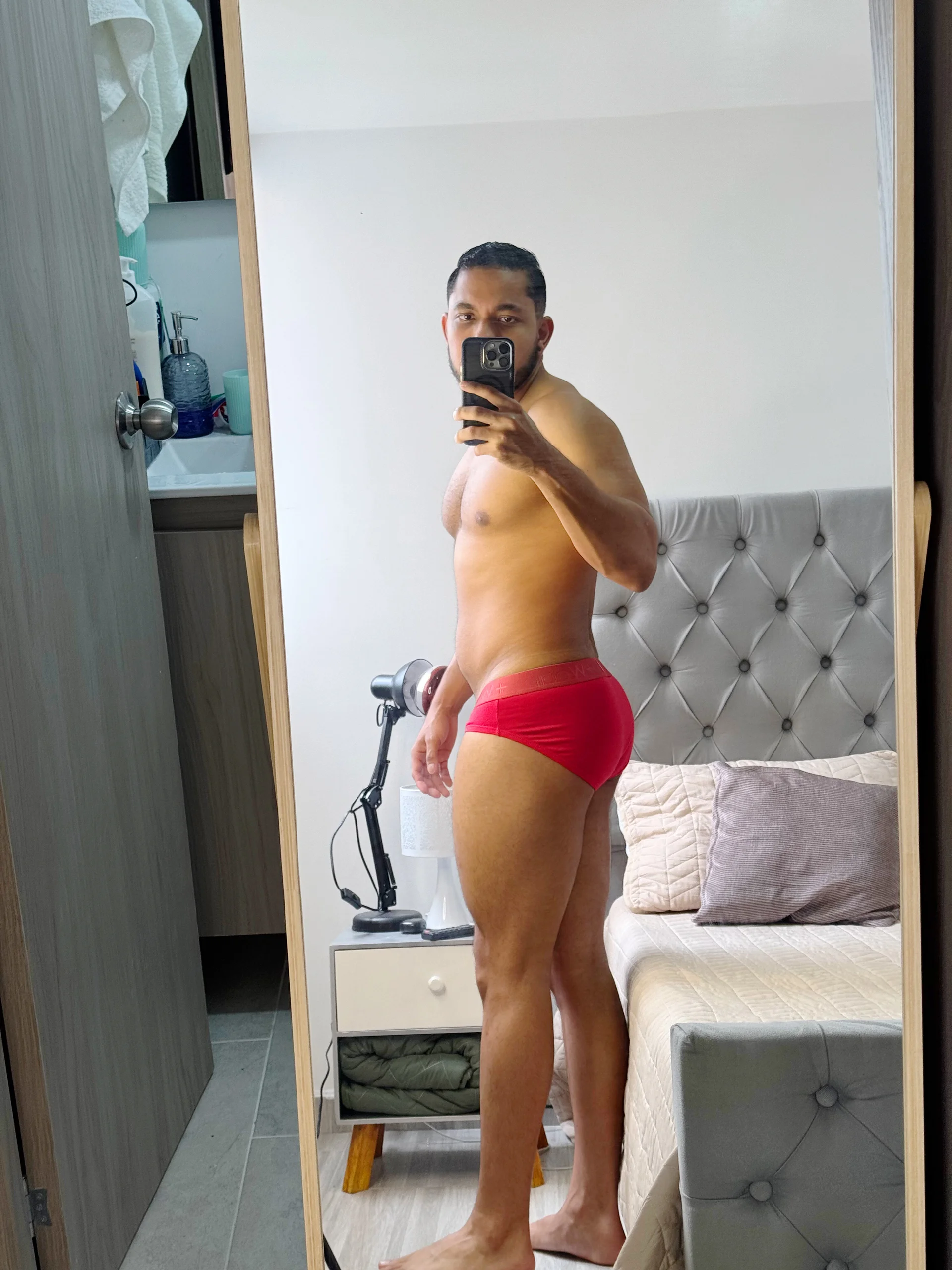XXX Porn Photo of Nude samblazex 13