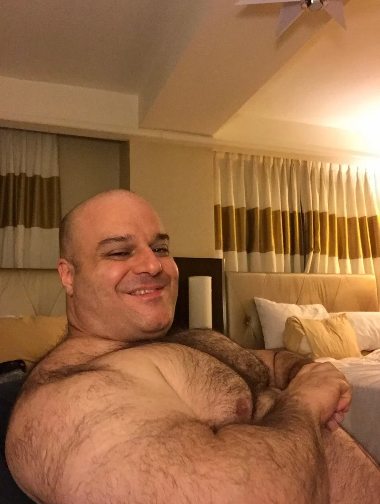 XXX Porn Photo of Nude bullmusclejoe 16