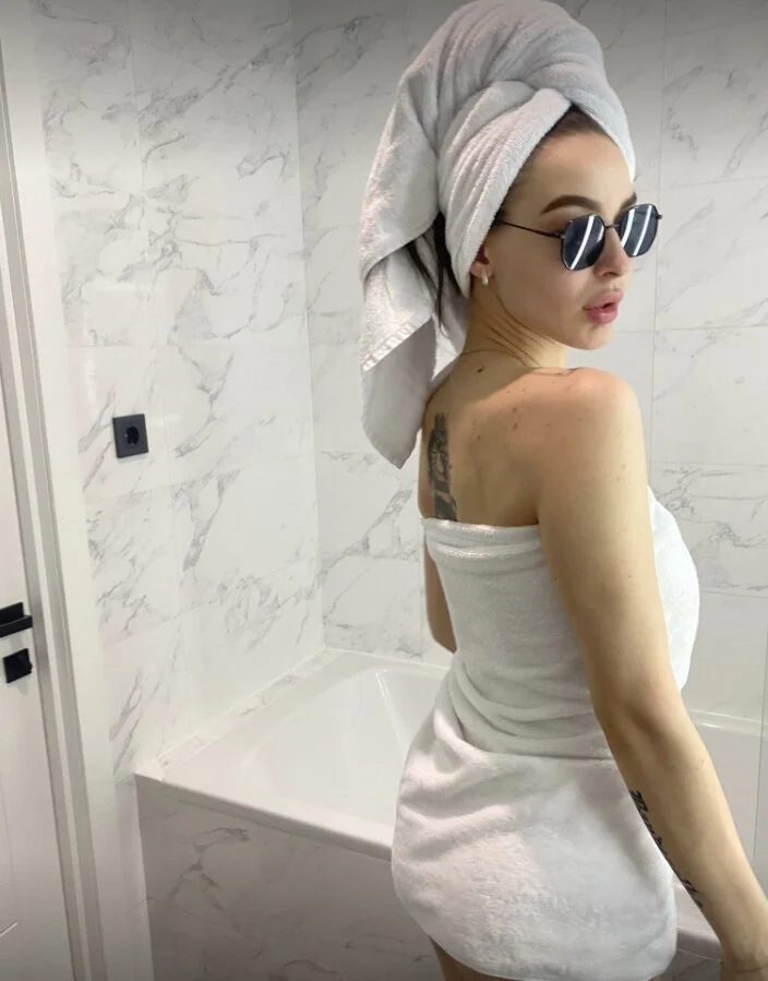 XXX Porn Photo of Nude Daphne_Darkthorn 23