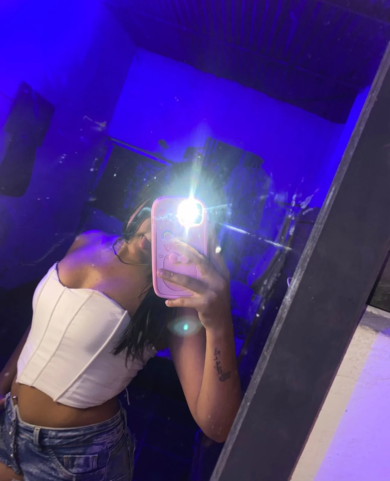 XXX Porn Photo of Nude seductive_lips_ 2