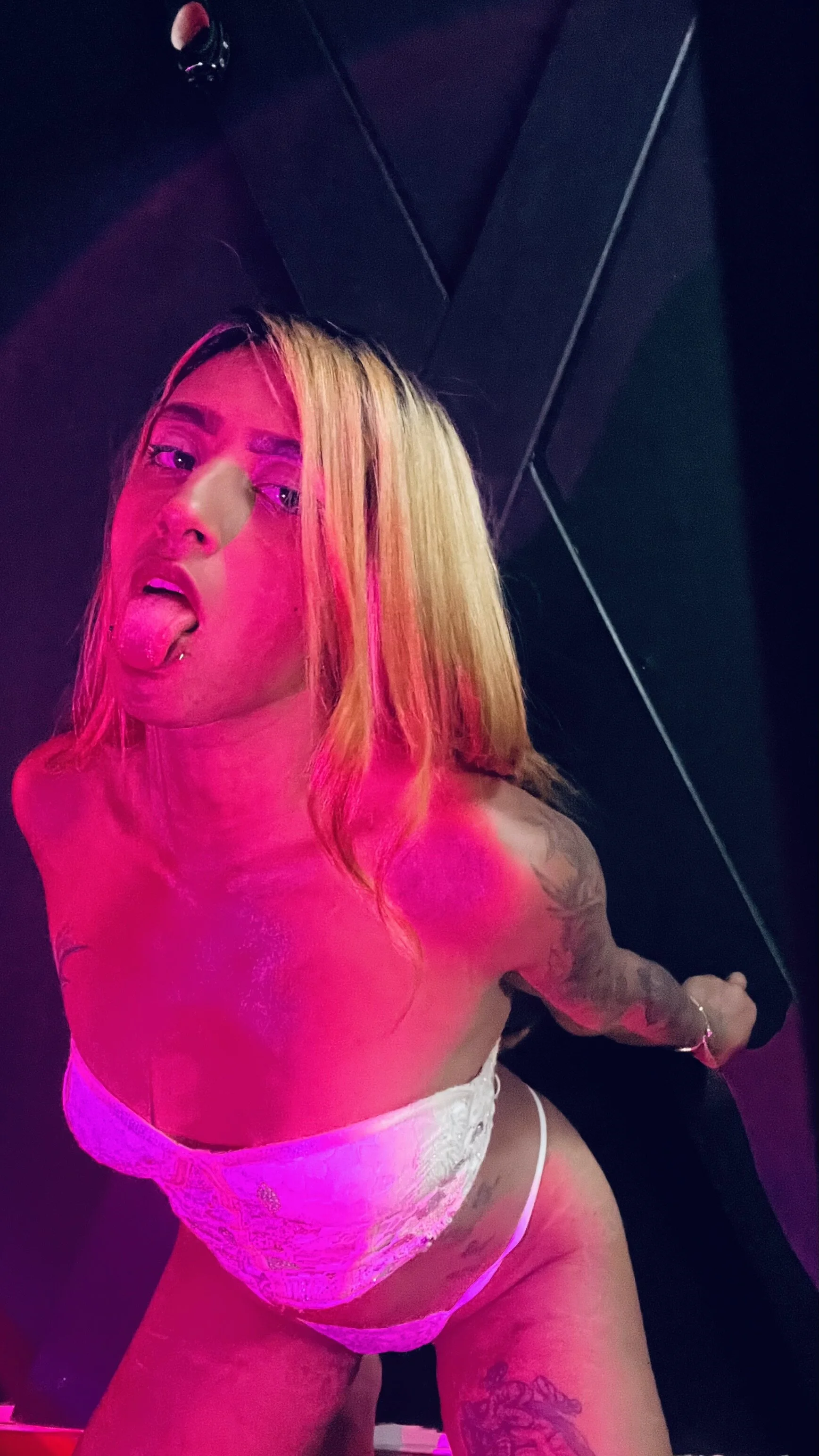 XXX Porn Photo of Nude Domeka_Forest 4