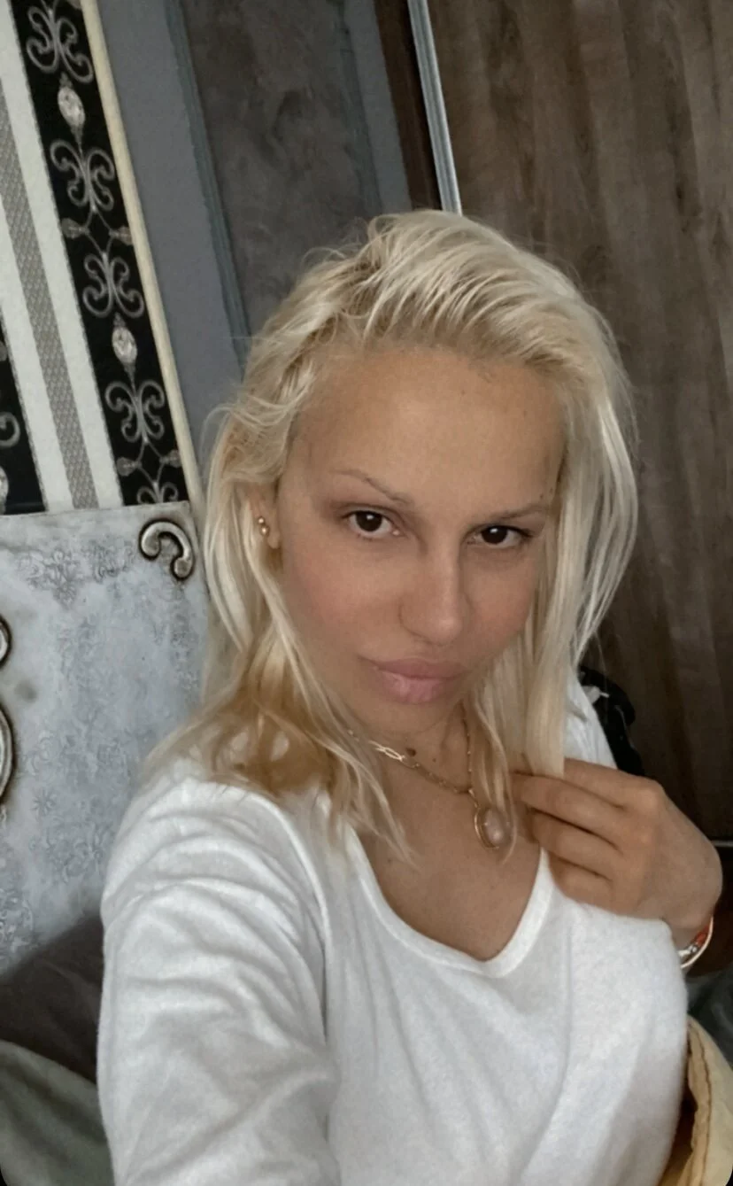 XXX Porn Photo of Nude DeborahXPorn 12