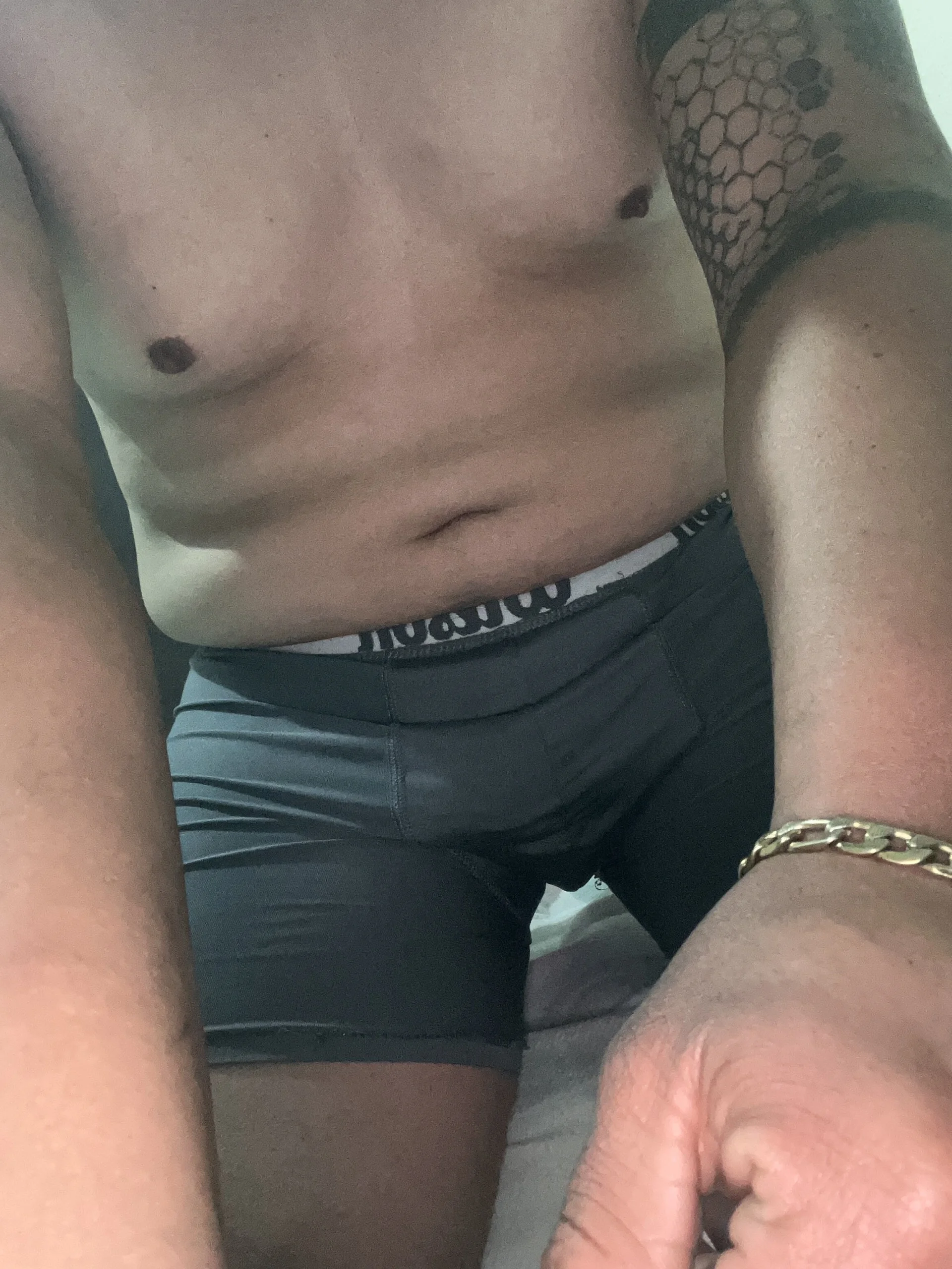 Sk3m_veryhot