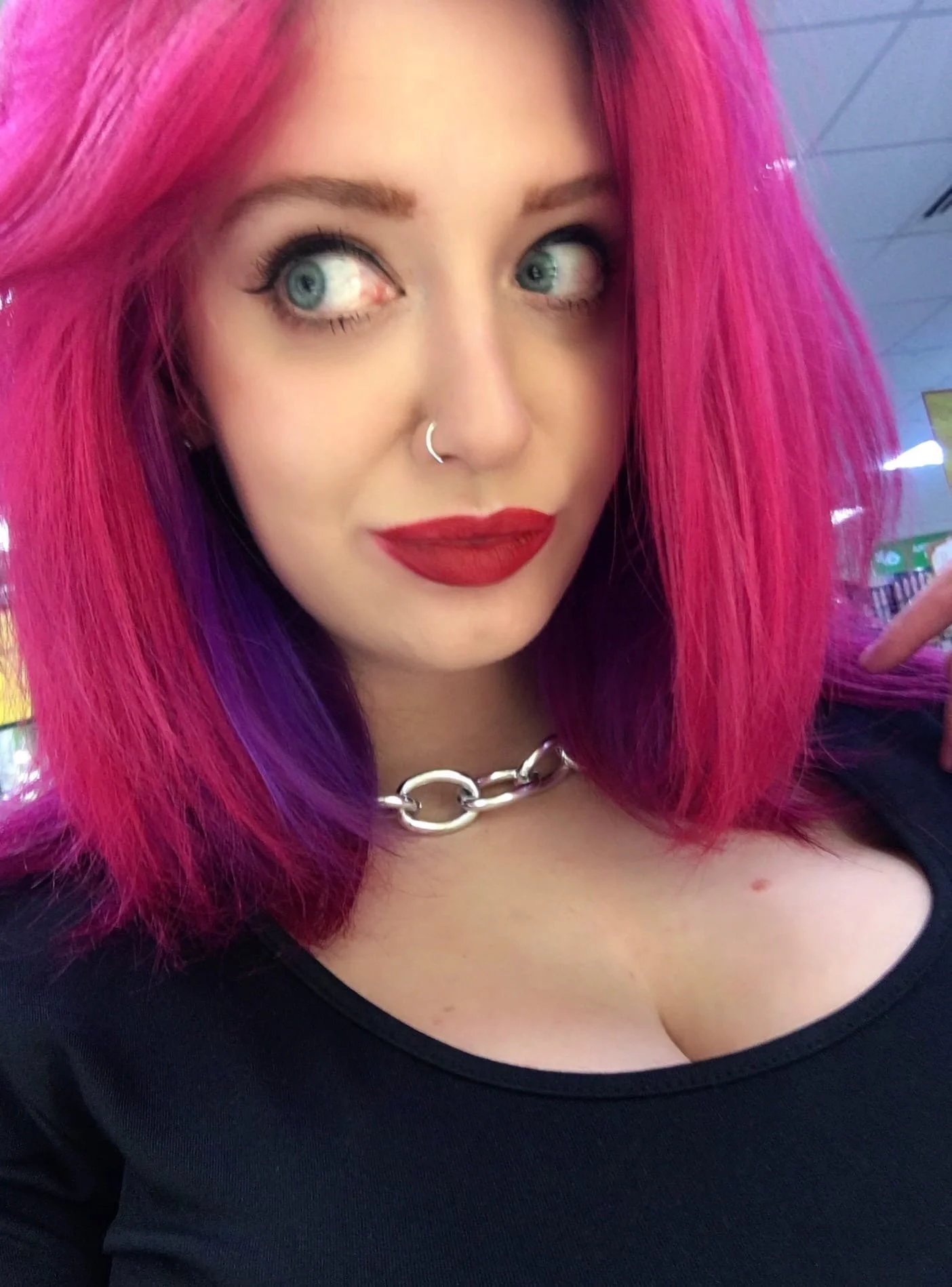 XXX Porn Photo of Nude pinkbow 3
