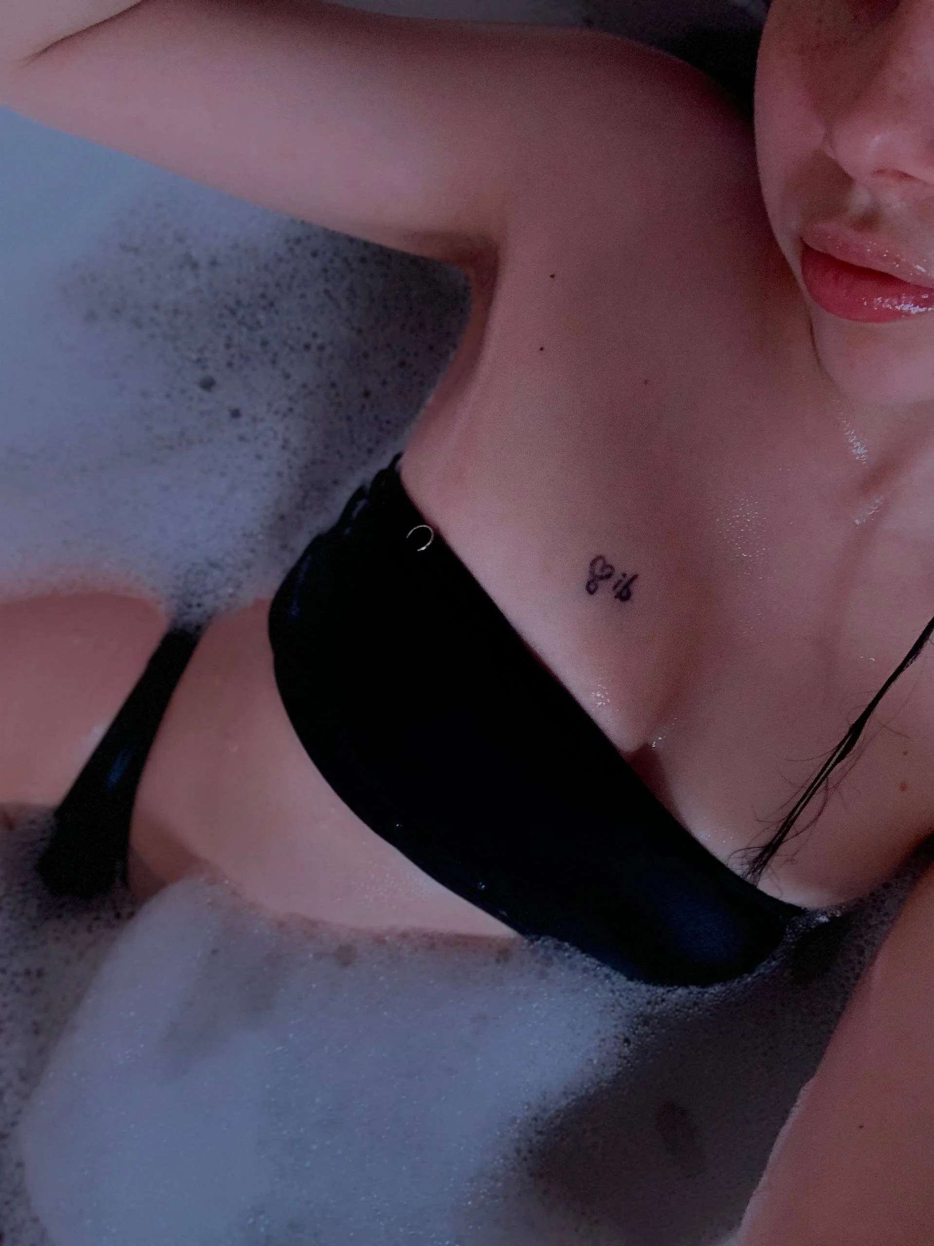 XXX Porn Photo of Nude Adelina_xxx 15