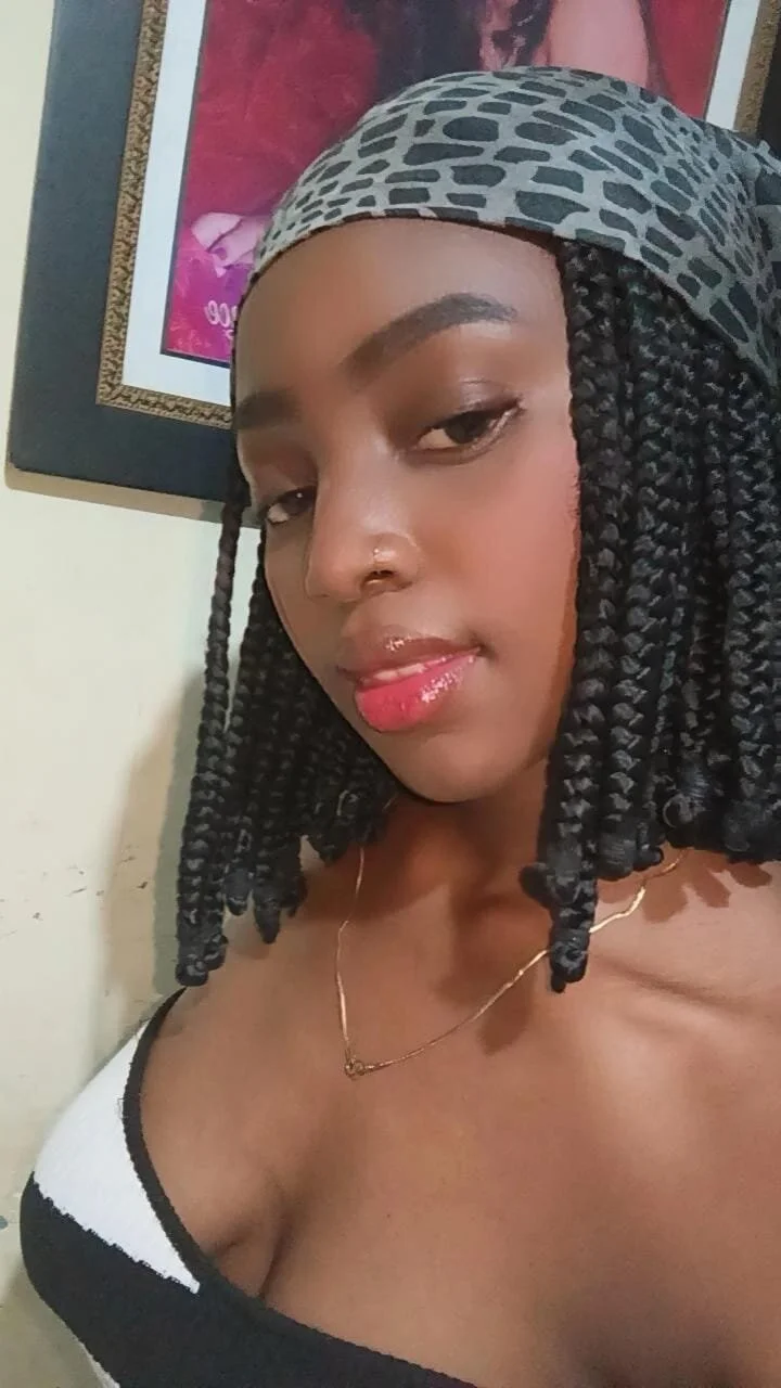 XXX Porn Photo of Nude iam_liza 4