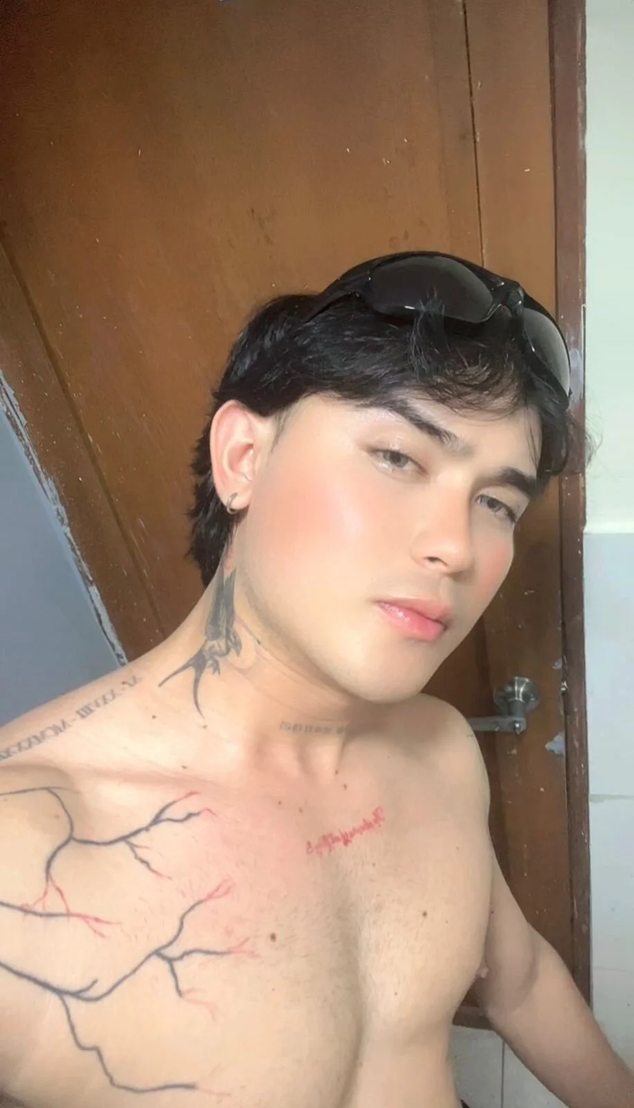 XXX Porn Photo of Nude ithan_beaker_22 2