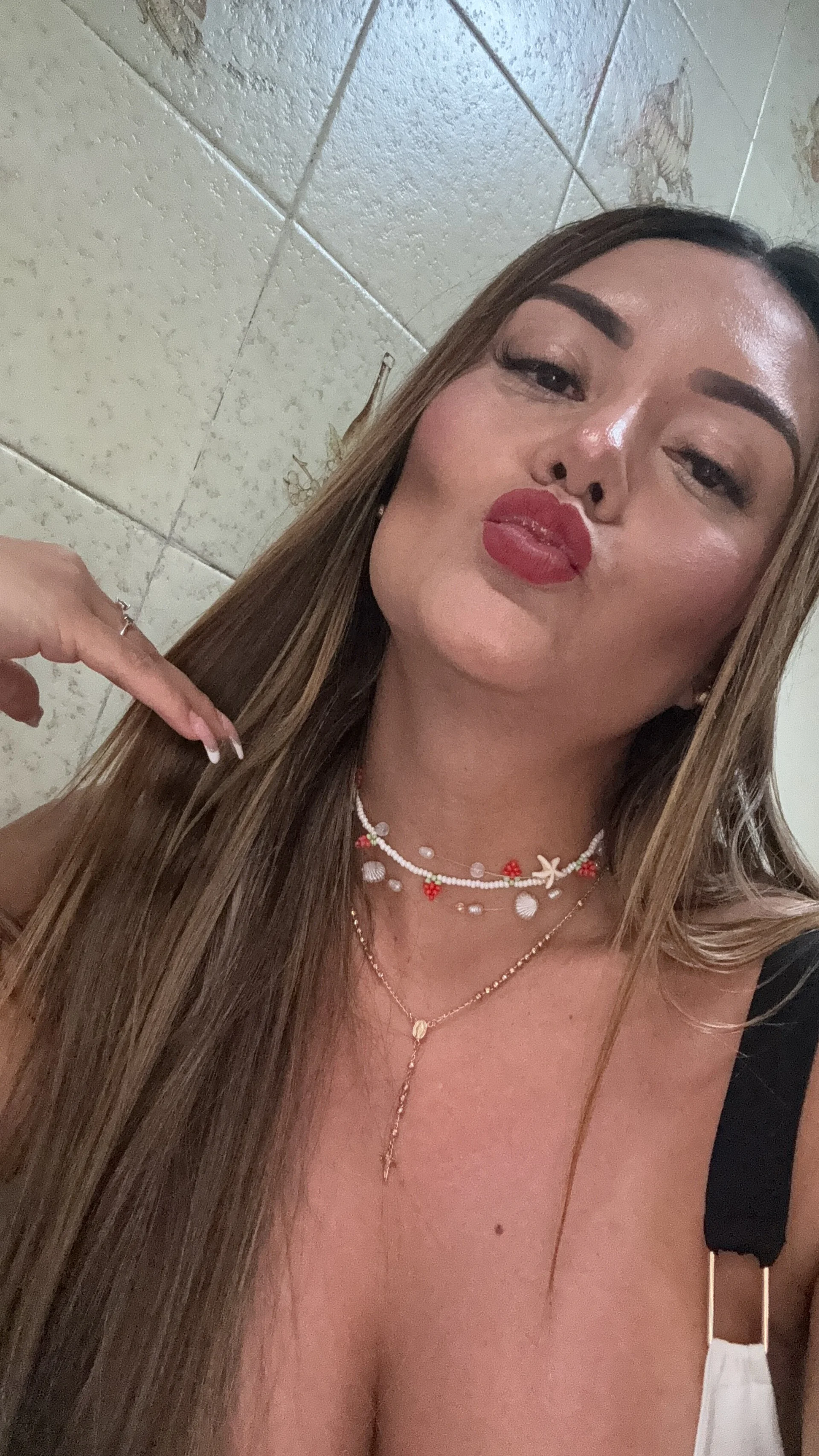 XXX Porn Photo of Nude Miss_ary 16