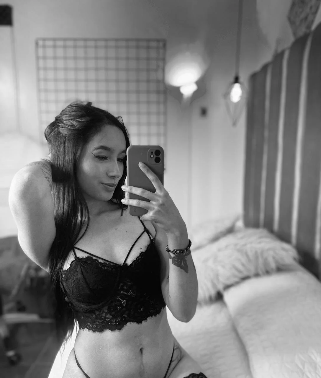 XXX Porn Photo of Nude sophie_addams1 3