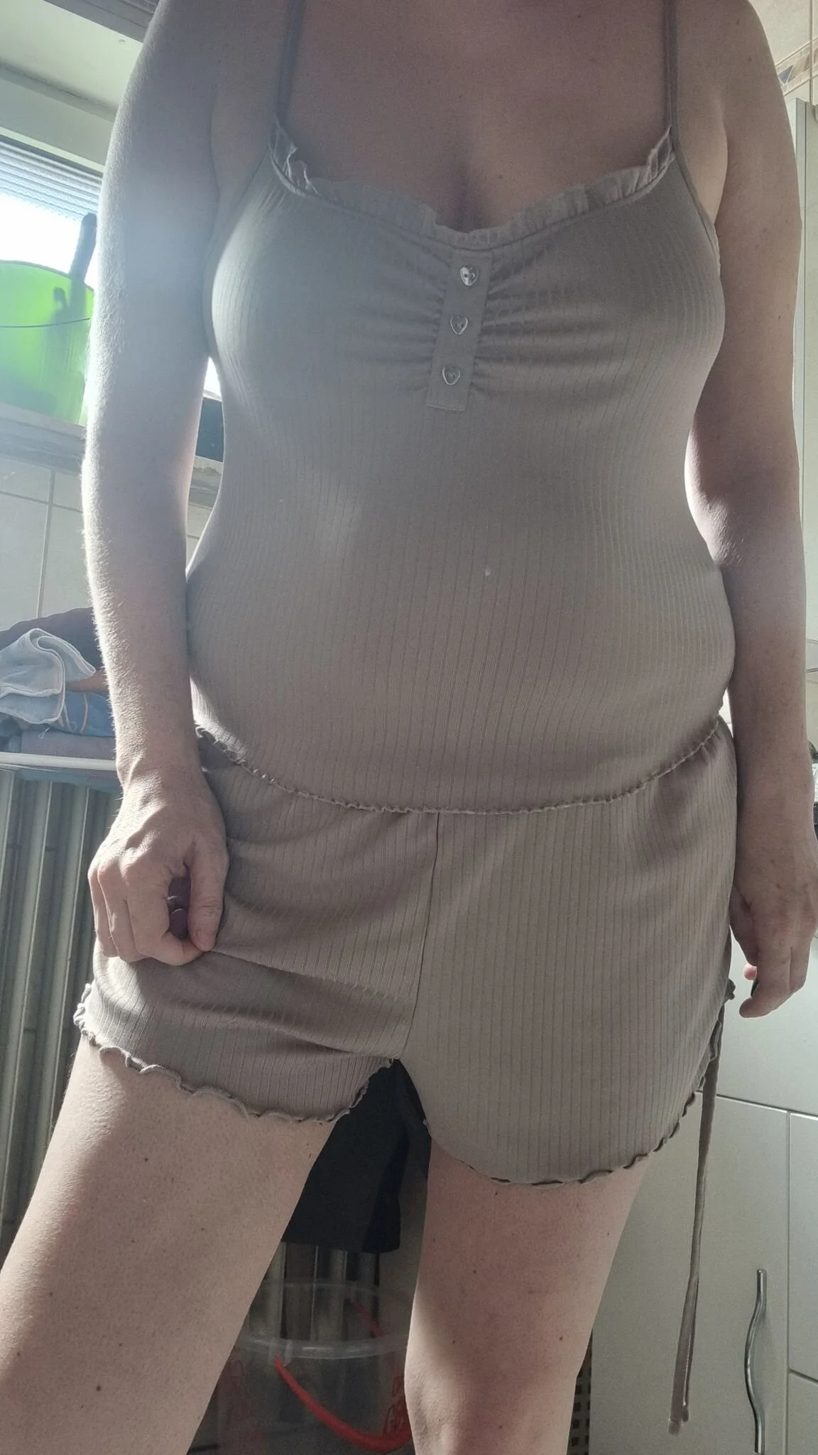 XXX Porn Photo of Nude ReadHeardWifee 3