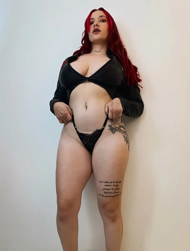 XXX Porn Photo of Nude EmmaaCastro 34
