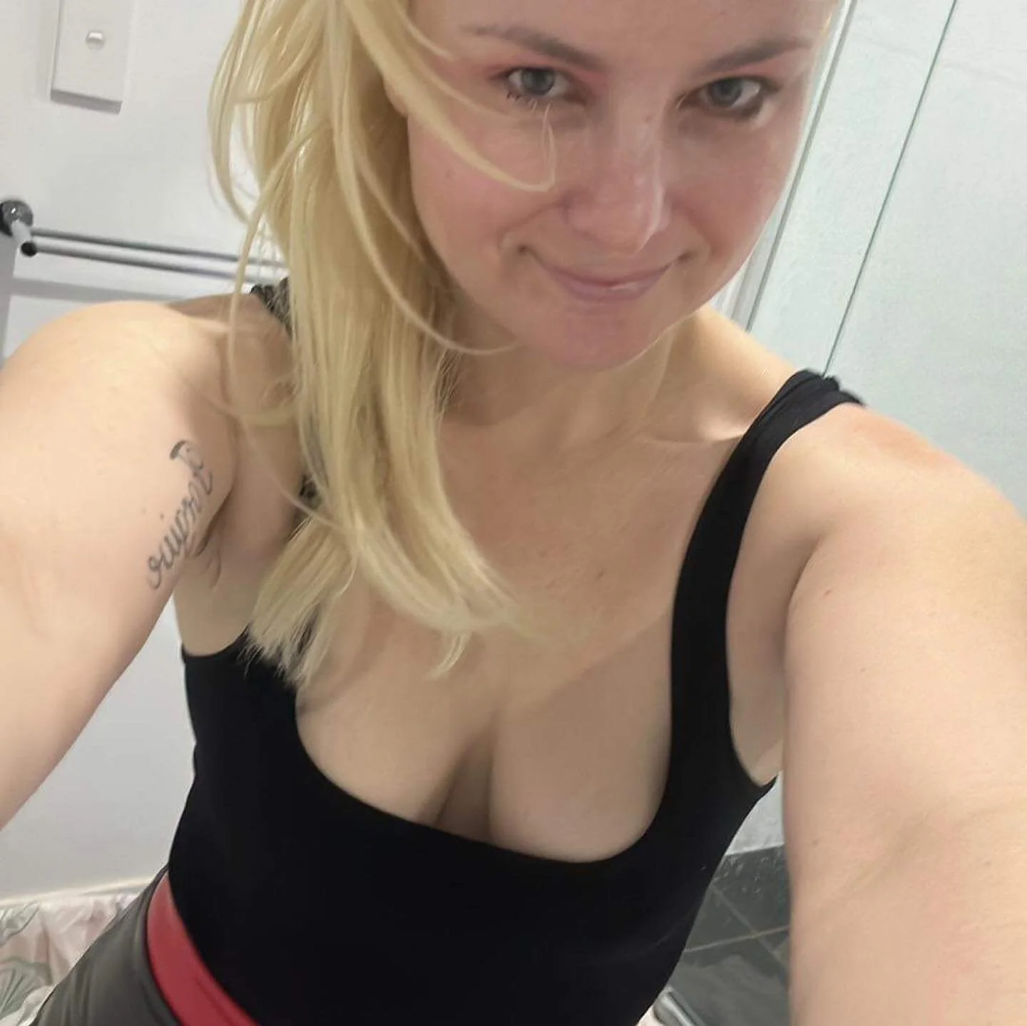 XXX Porn Photo of Nude QueenCrazyCrystal 15