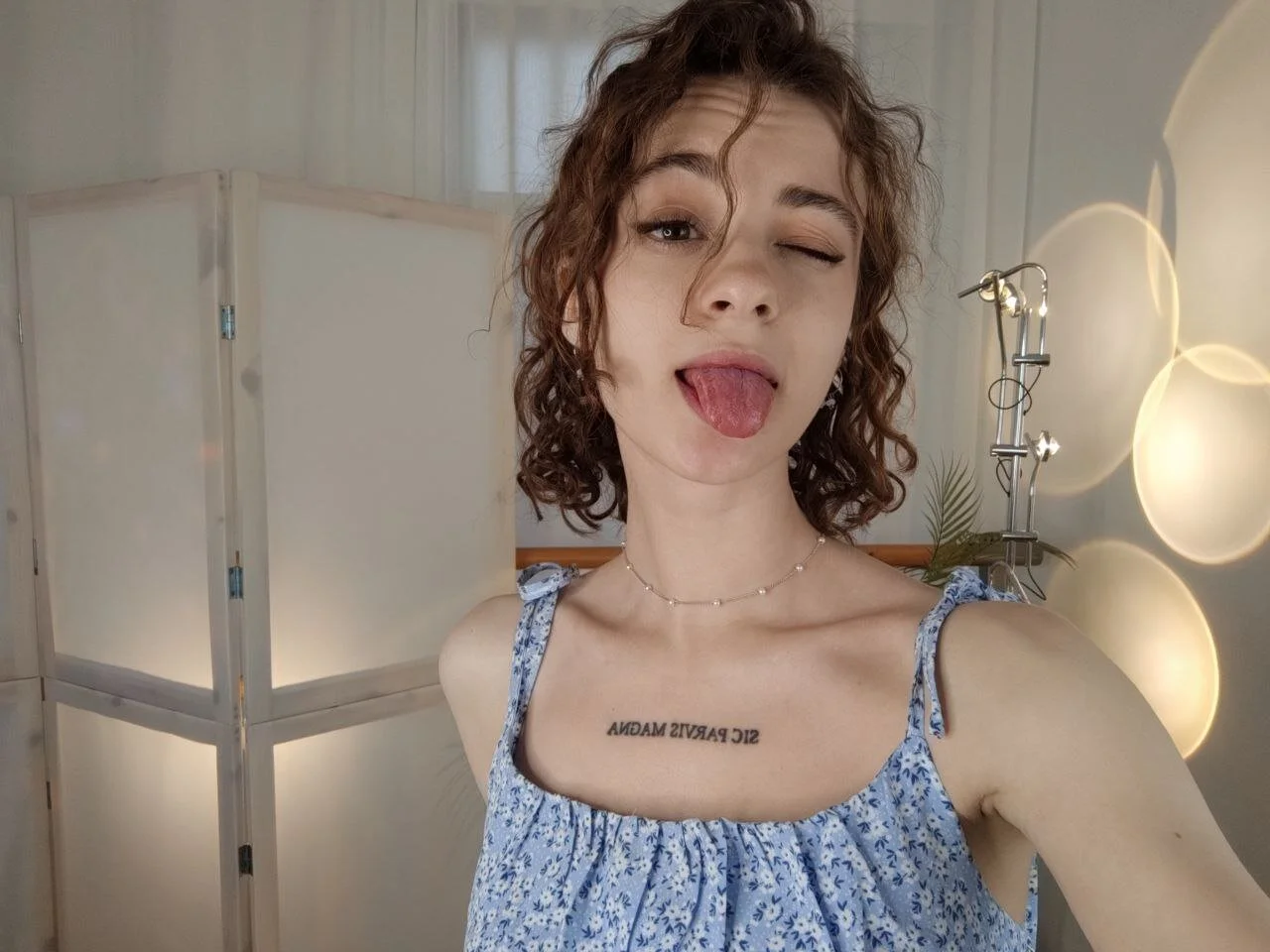 XXX Porn Photo of Nude Curly_Moon 15