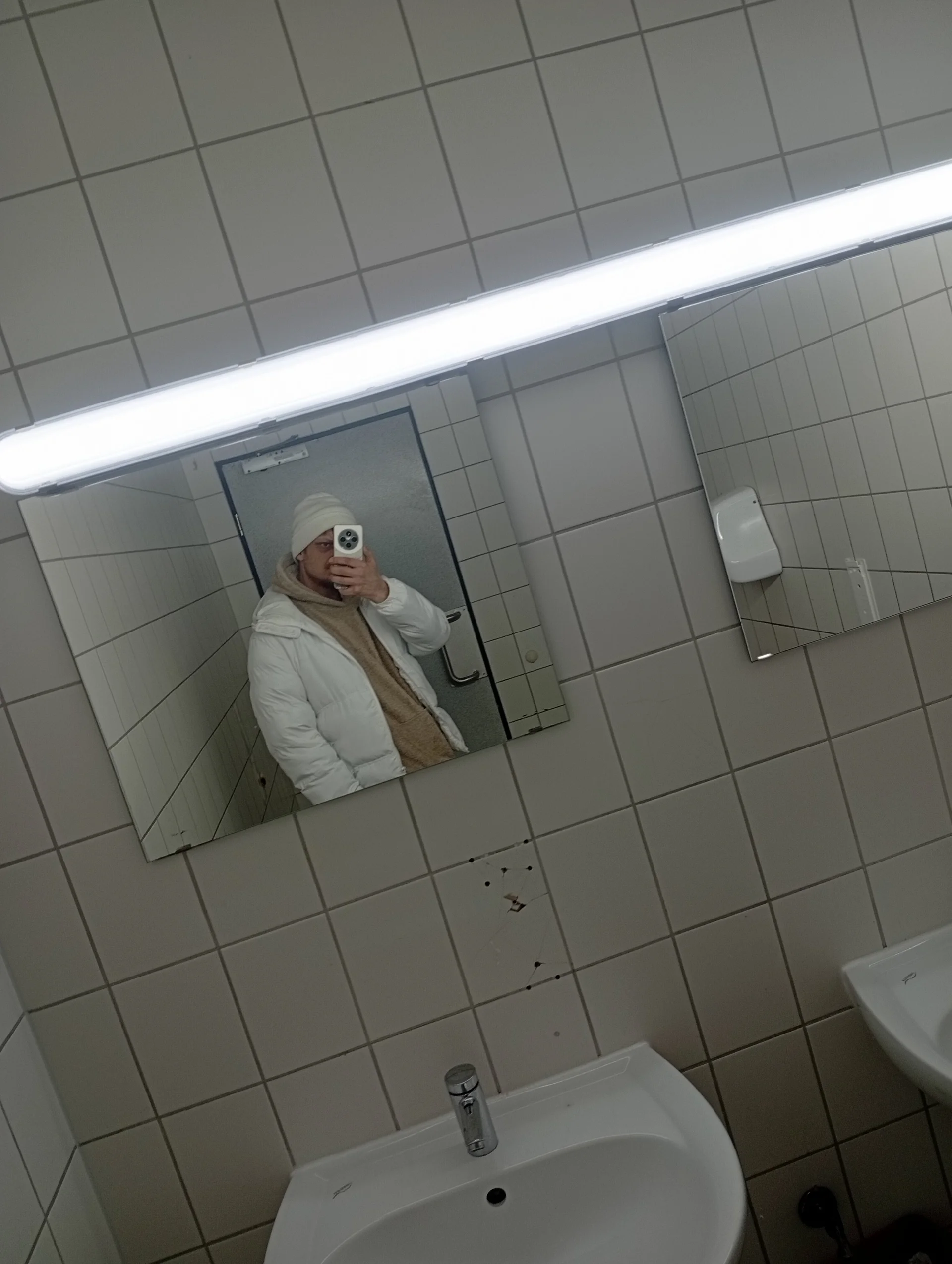 XXX Porn Photo of Nude Andre95x 3