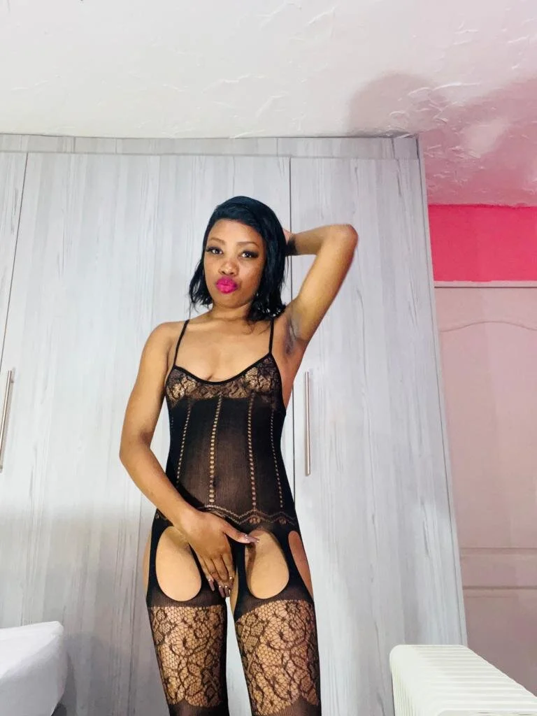 XXX Porn Photo of Nude Miss_Moriah 4