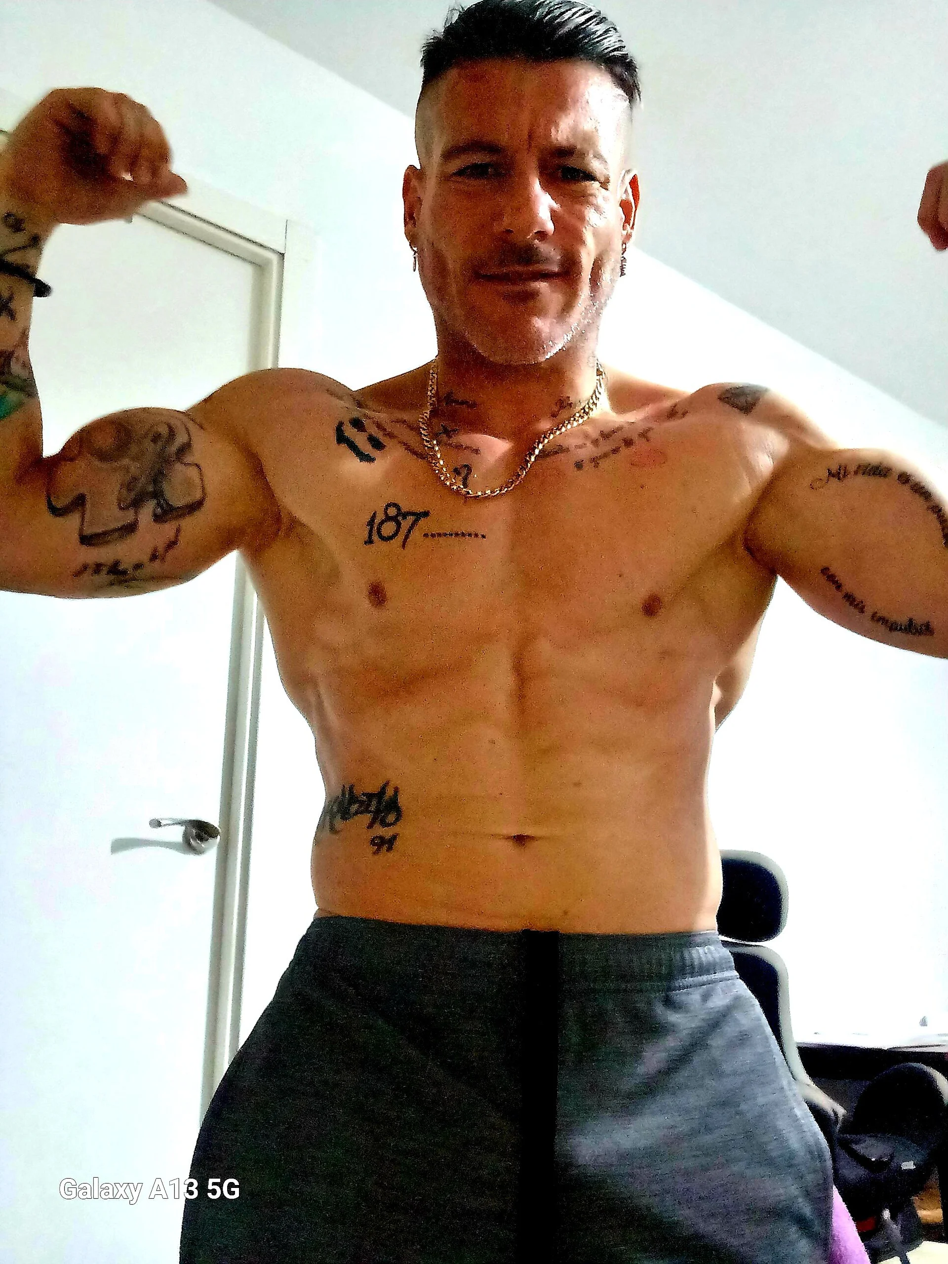 XXX Porn Photo of Nude KingKleinKONG 1