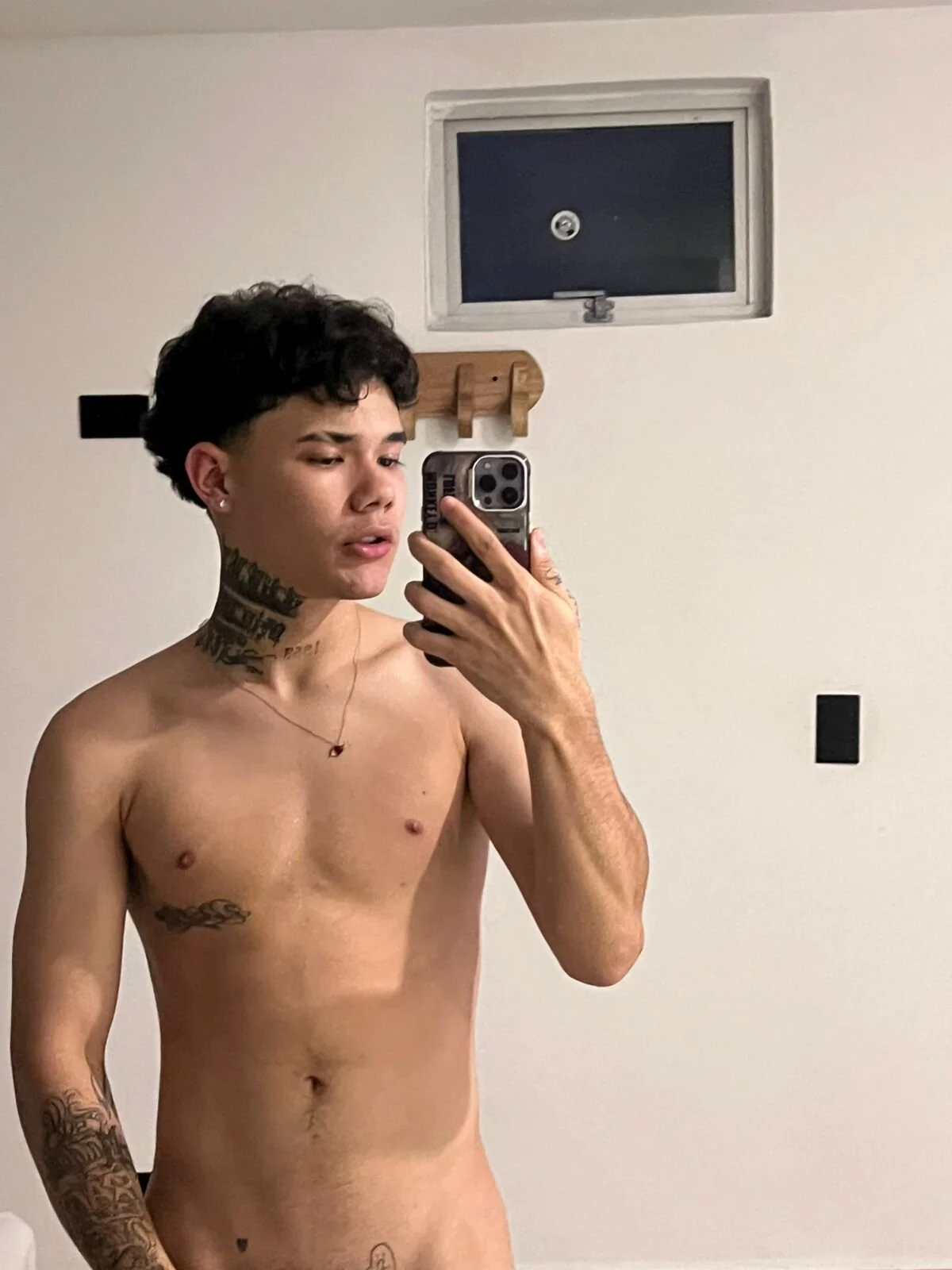 XXX Porn Photo of Nude Ace_Sevenn 1