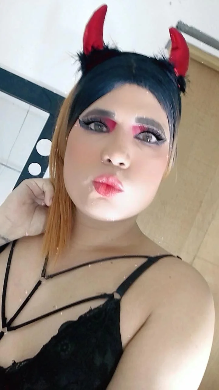 XXX Porn Photo of Nude Trixy_star_horney 16