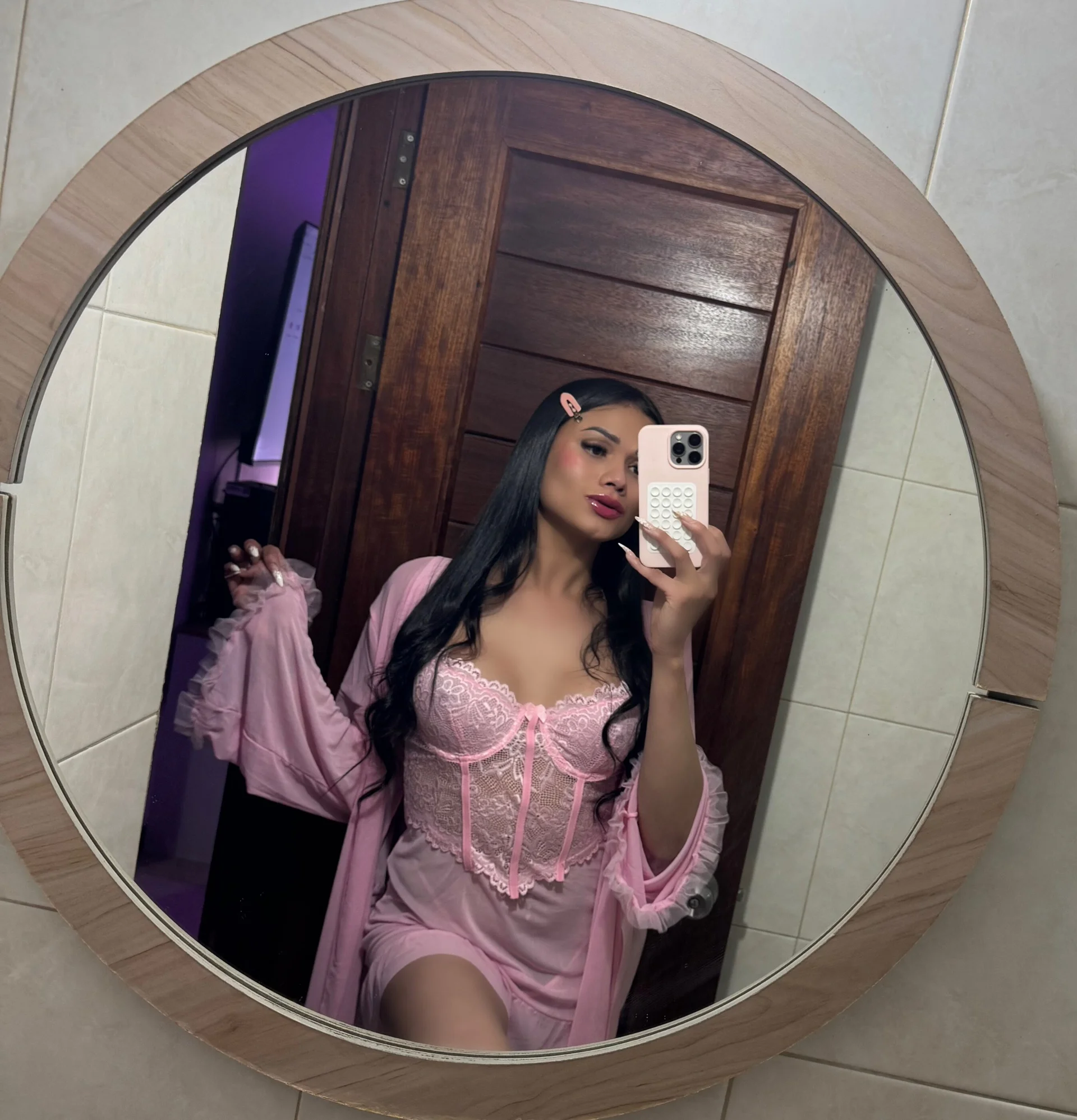 XXX Porn Photo of Nude alee_lenoxx 109