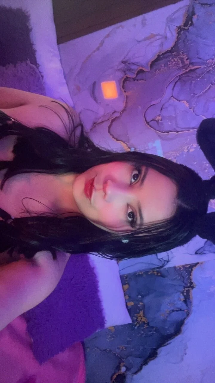 XXX Porn Photo of Nude isabellagiirl 16
