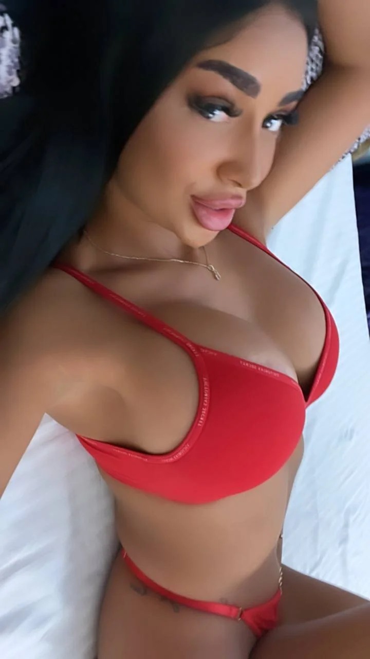 XXX Porn Photo of Nude IsaFuego 23