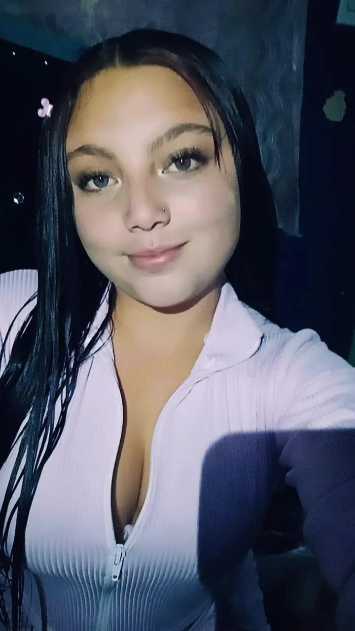 XXX Porn Photo of Nude emily_and_brian 1