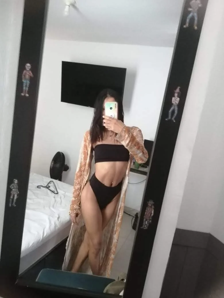 DOLL_CUMSHOT