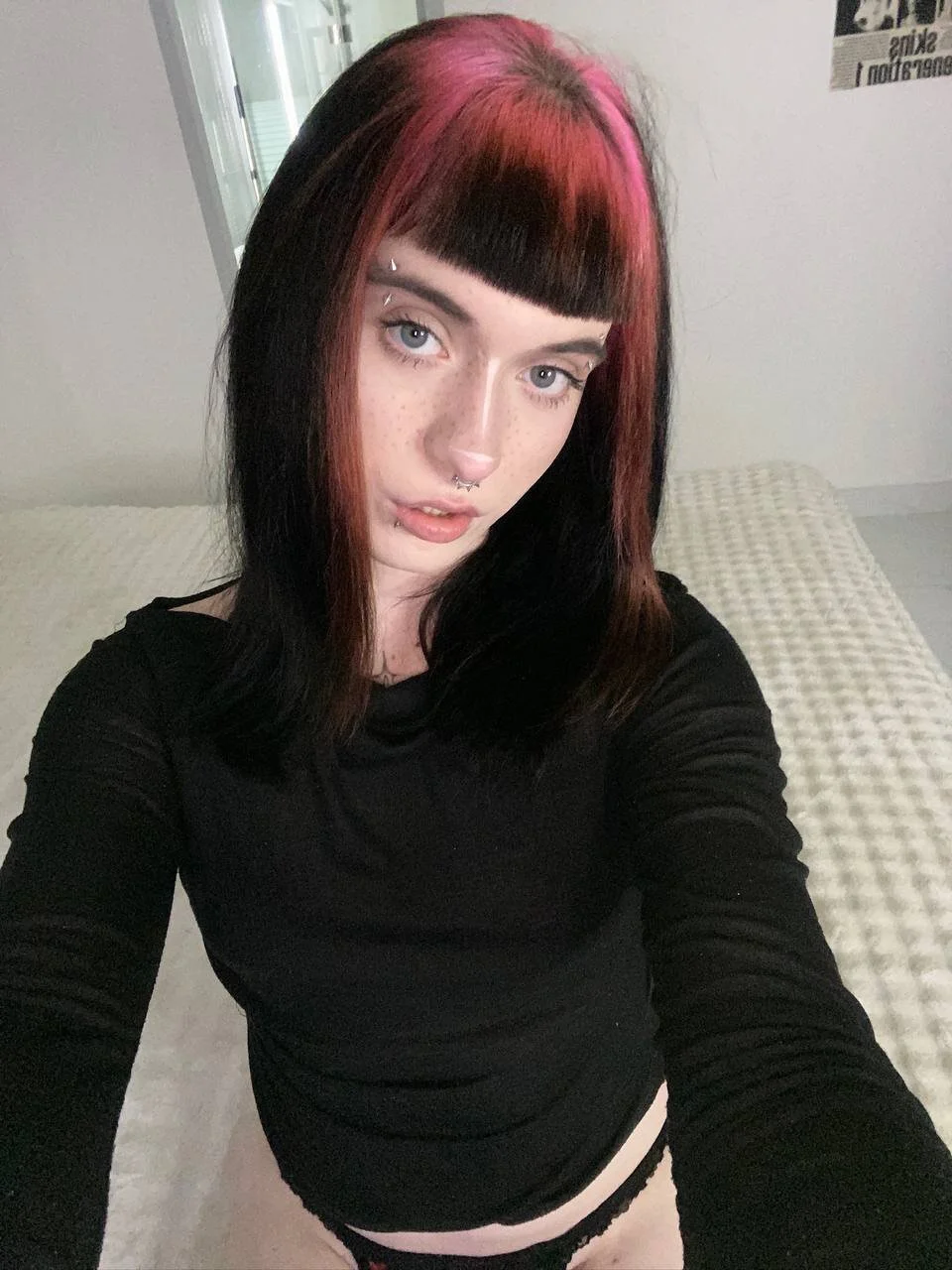 XXX Porn Photo of Nude Vailyreb_ 3