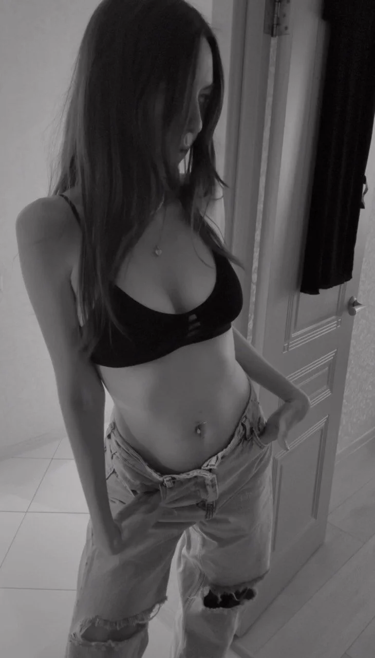 XXX Porn Photo of Nude GoldenSexySky 5
