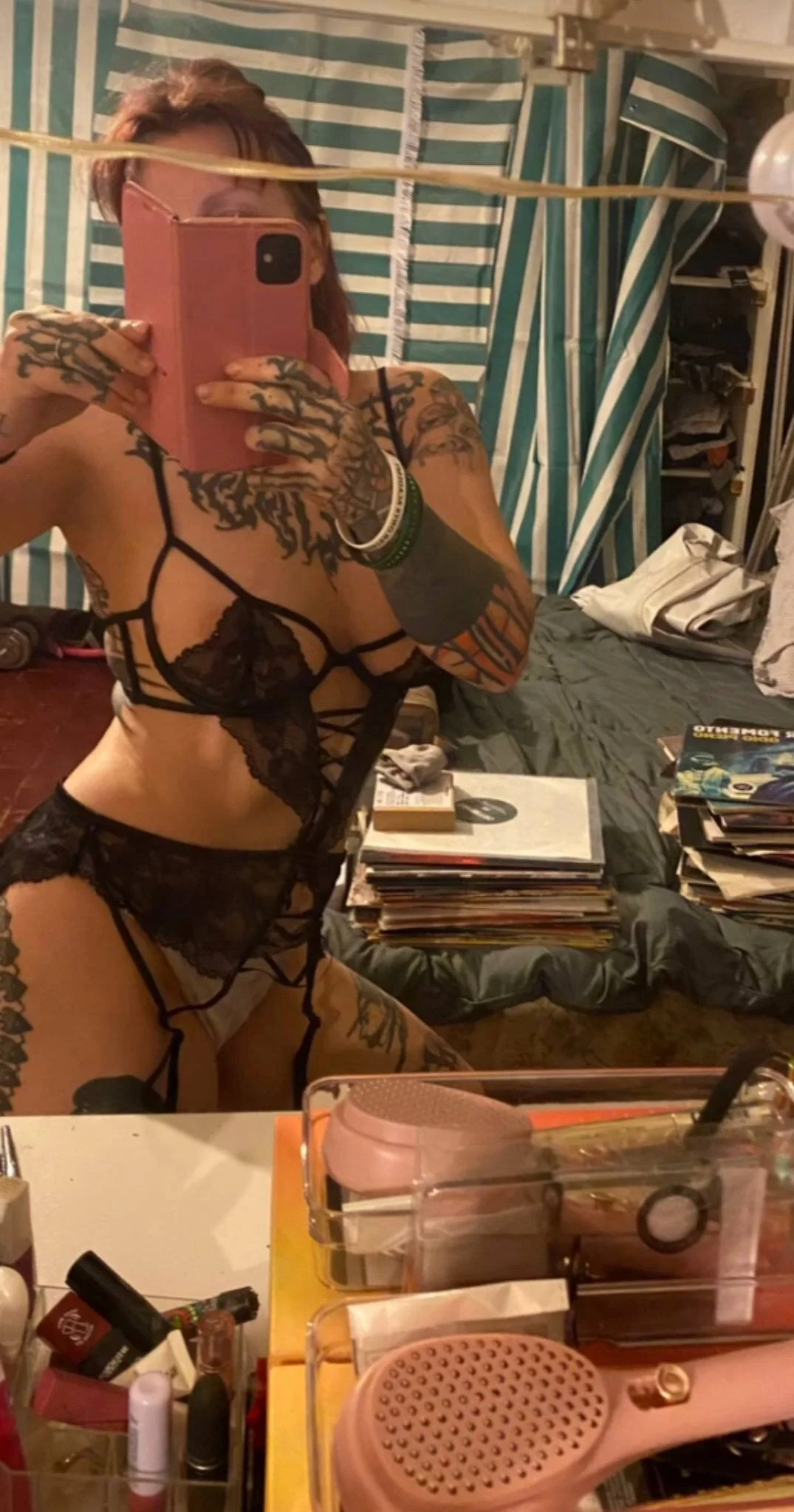 XXX Porn Photo of Nude Honeymilky1 2