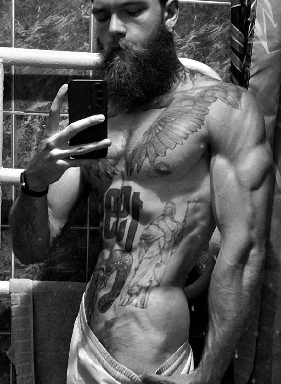 XXX Porn Photo of Nude bulatov_xx 1
