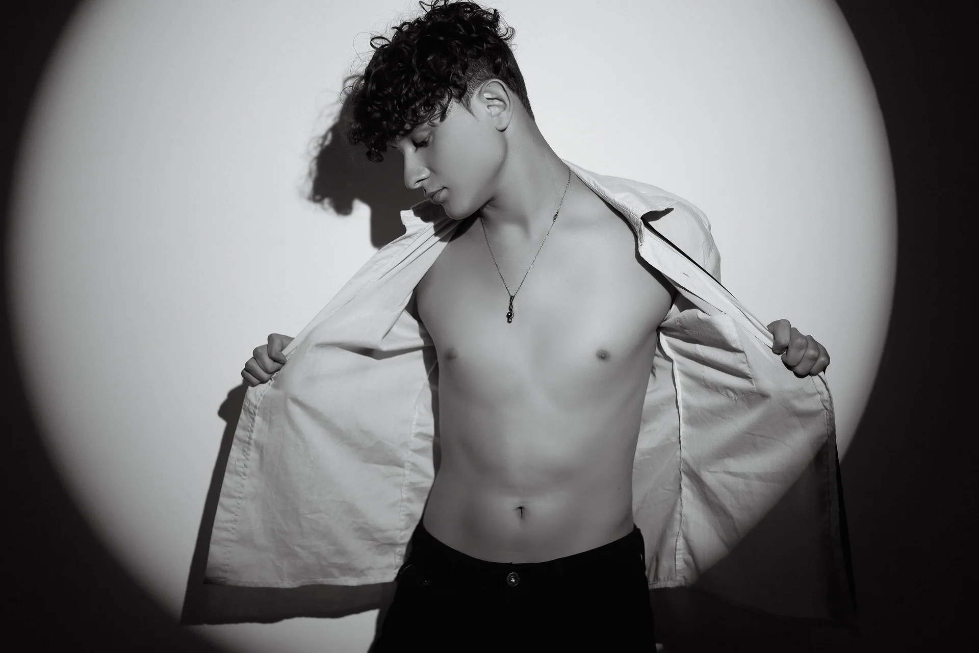XXX Porn Photo of Nude Nathan_Bluee 30