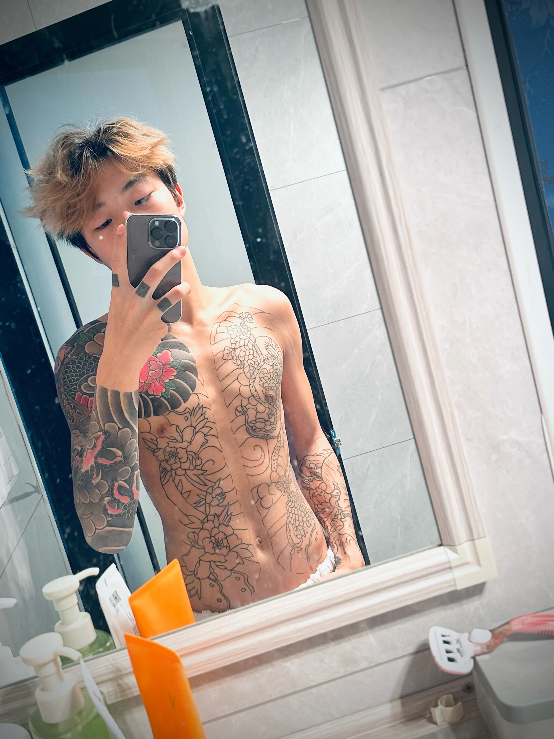 XXX Porn Photo of Nude junjun1189 4