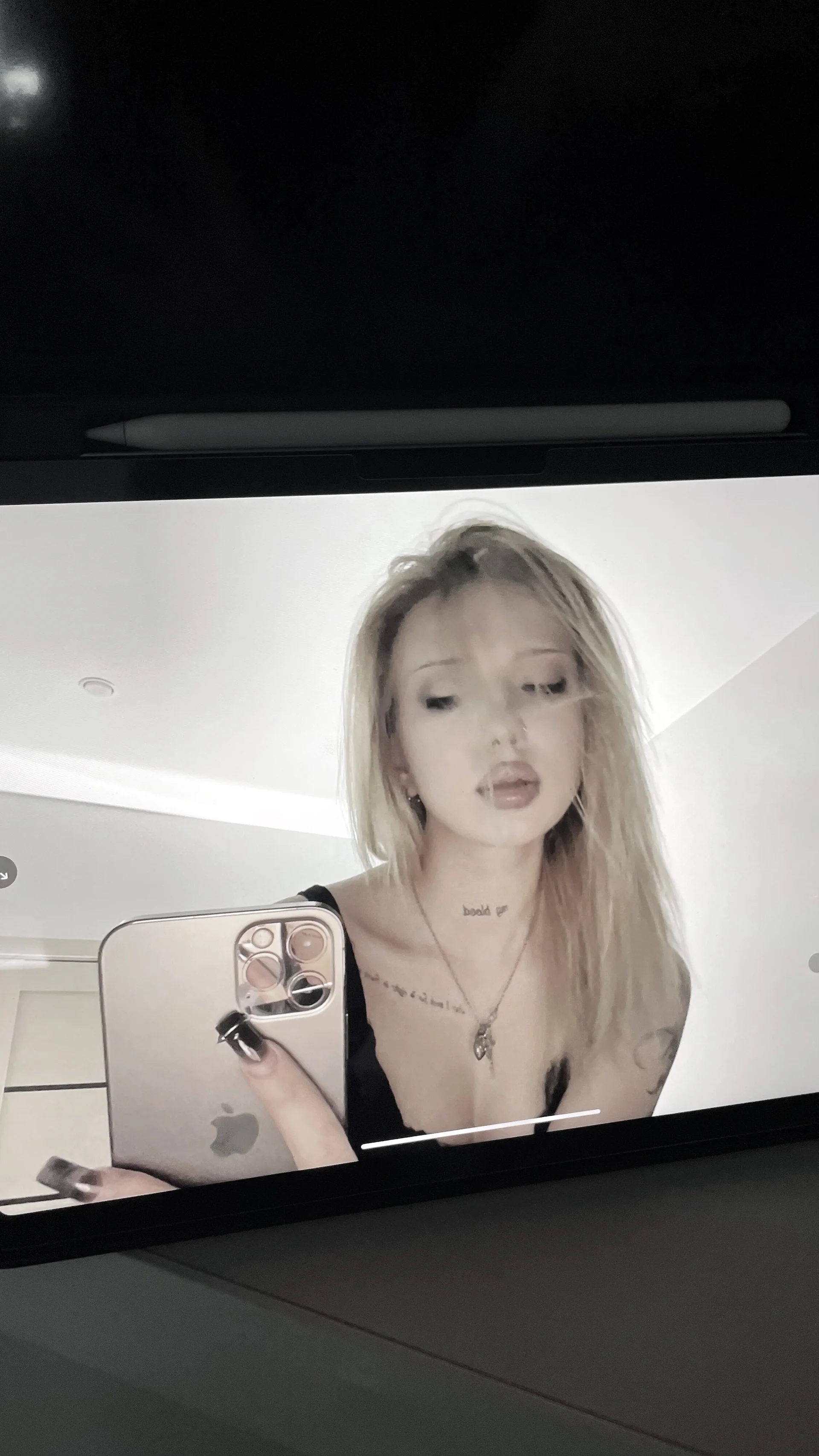 XXX Porn Photo of Nude bloodybby 15