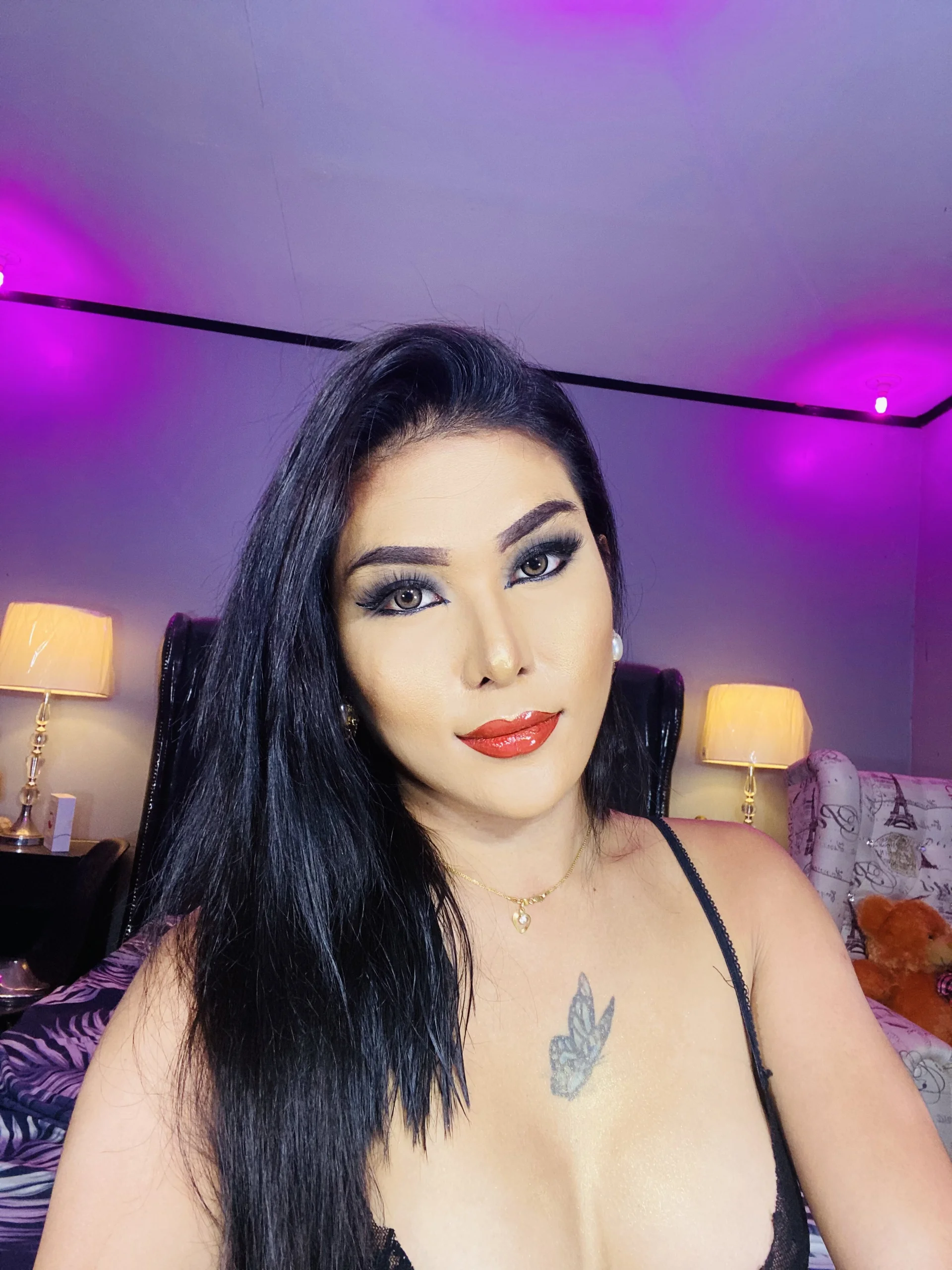 XXX Porn Photo of Nude BigCockGODDESS 1