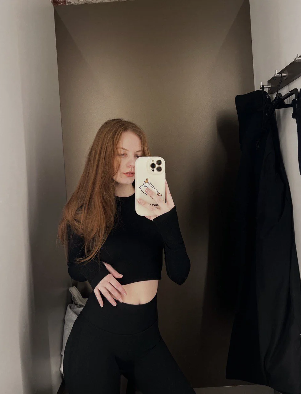 XXX Porn Photo of Nude LadyInBad 2