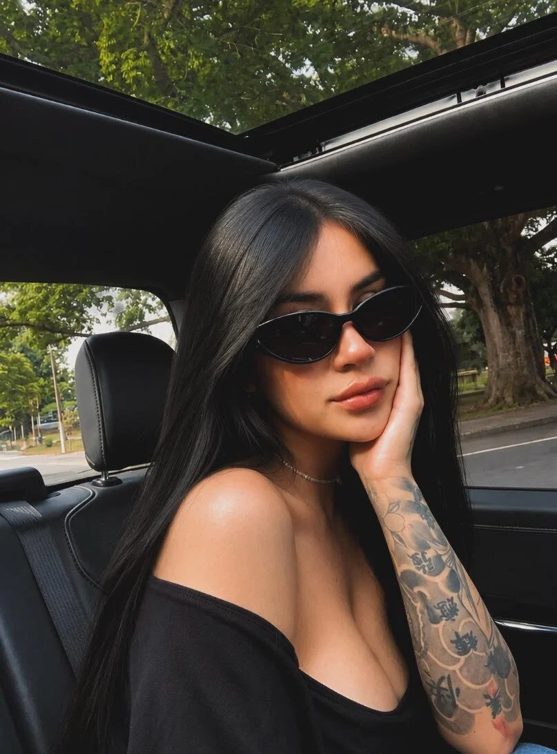 XXX Porn Photo of Nude LaadySmiith 6