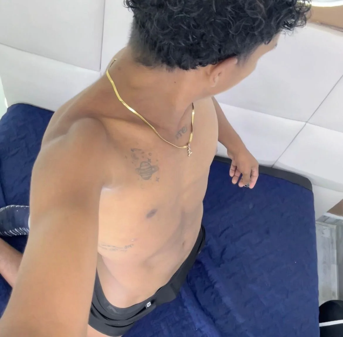 XXX Porn Photo of Nude Chris_Hott 1