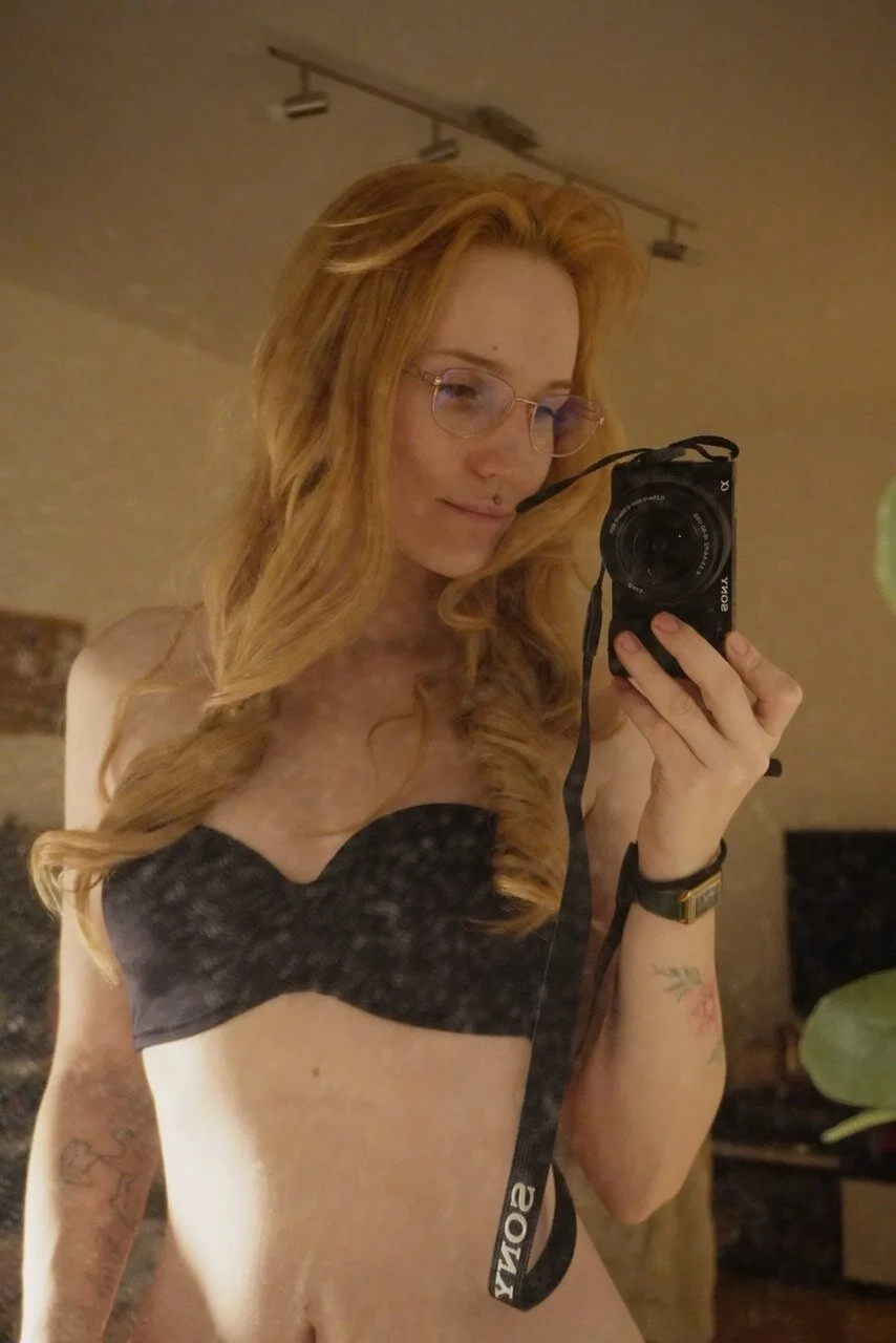 XXX Porn Photo of Nude CatchVi 9