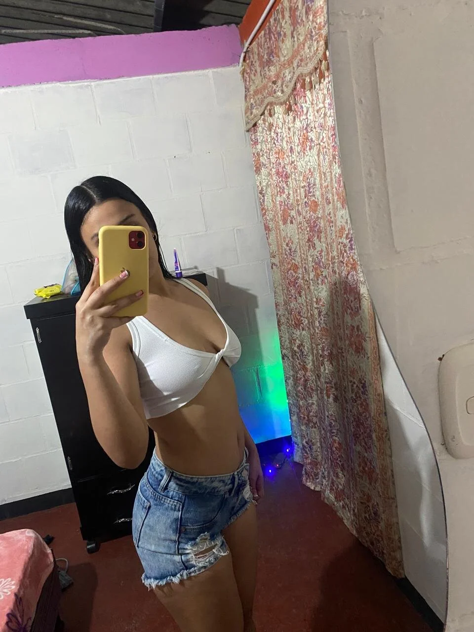 XXX Porn Photo of Nude arianarousee 3