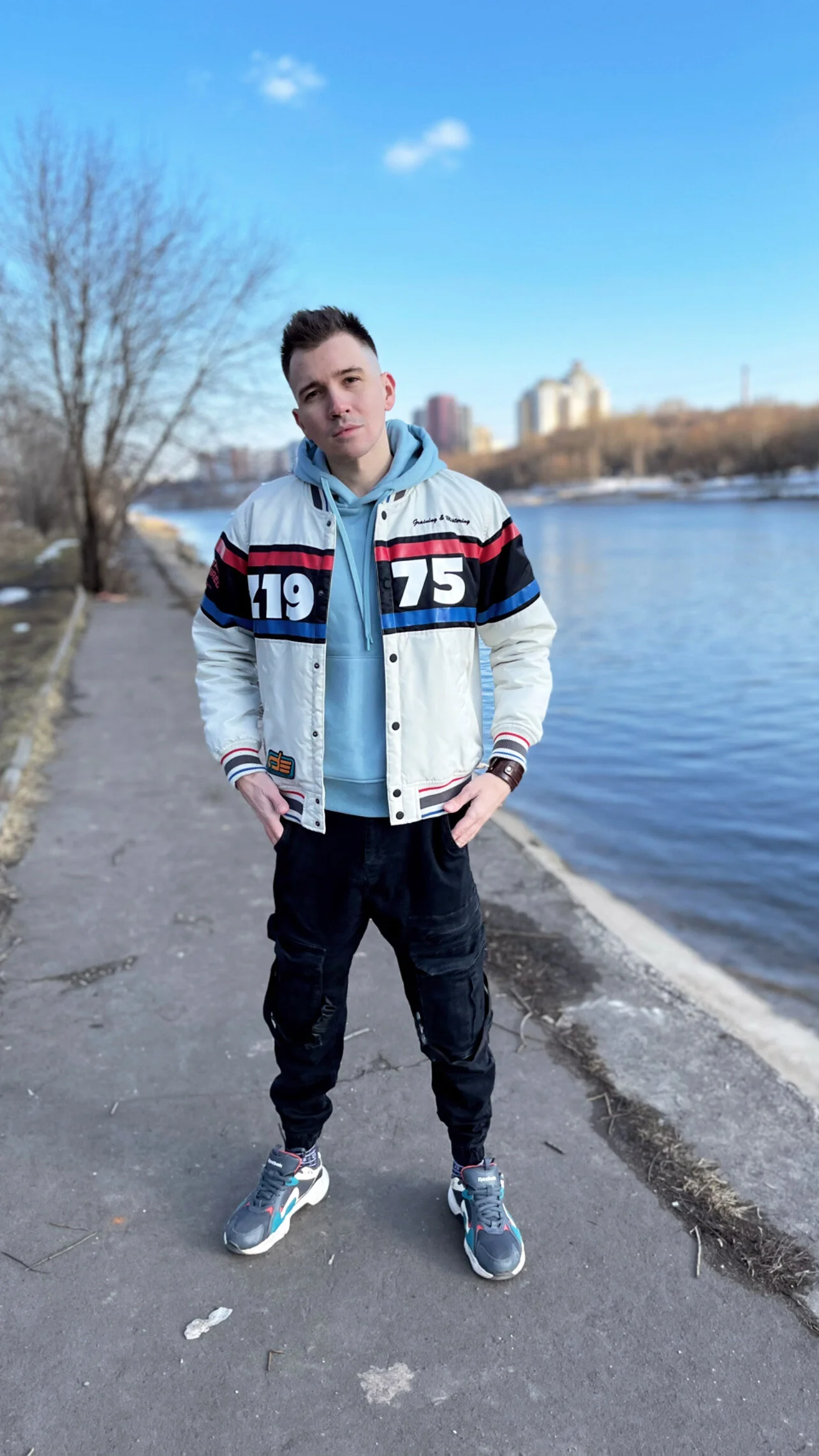 XXX Porn Photo of Nude biguncutversboy1 4
