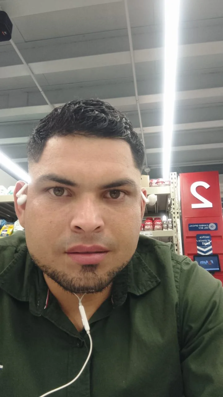 XXX Porn Photo of Nude Darwinmoreno 9