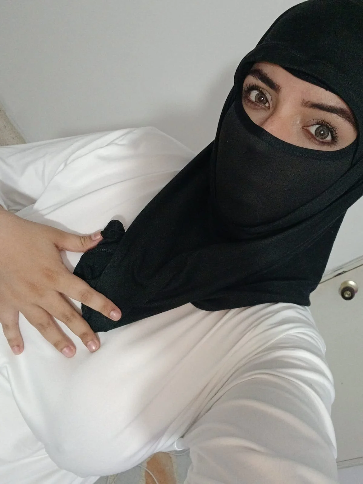 XXX Porn Photo of Nude Uzra_hayed 17