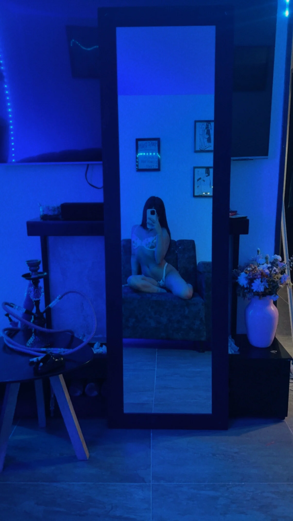 XXX Porn Photo of Nude LARIISSAEVANS 4