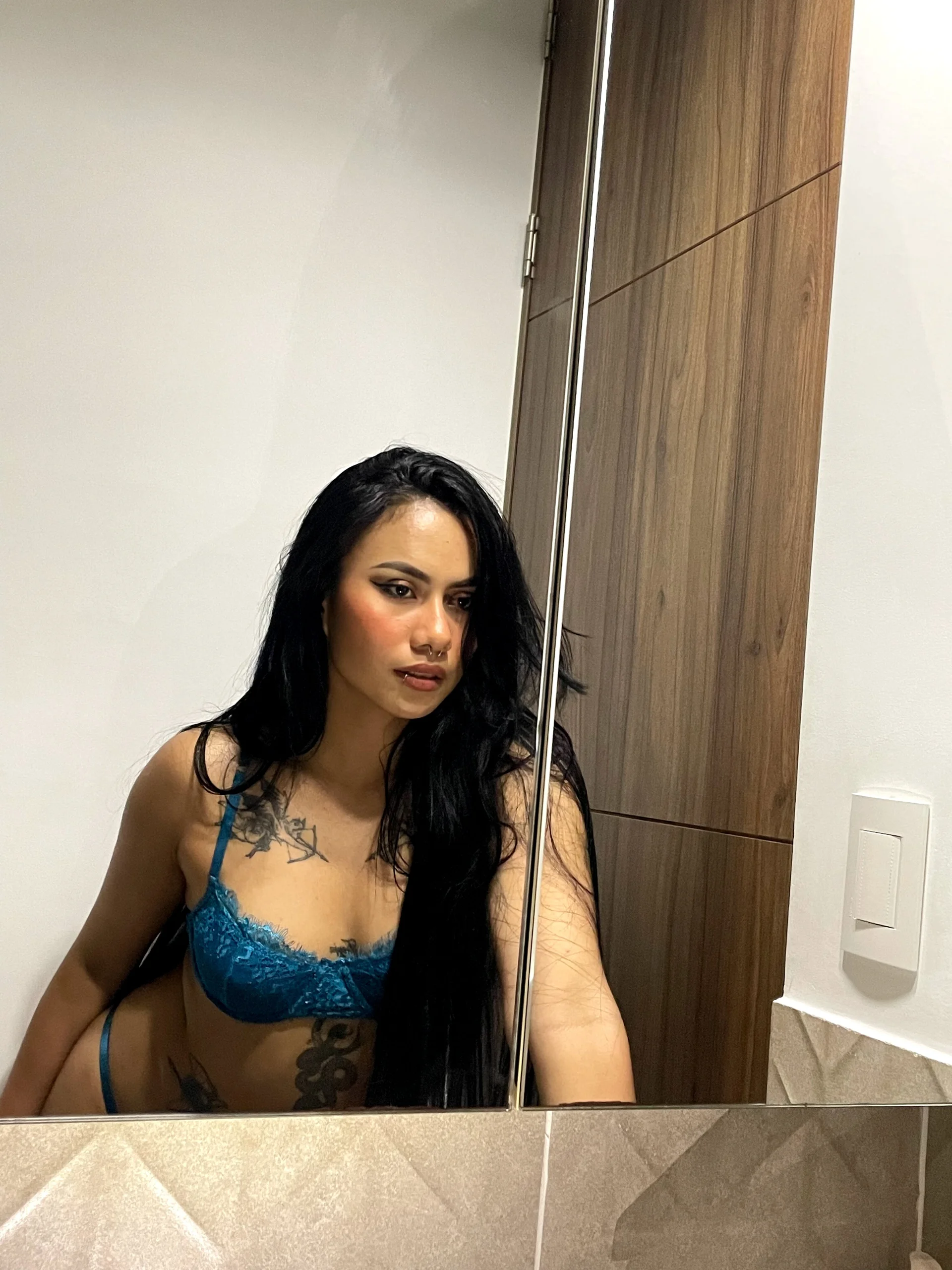 XXX Porn Photo of Nude imfreyjauu 15